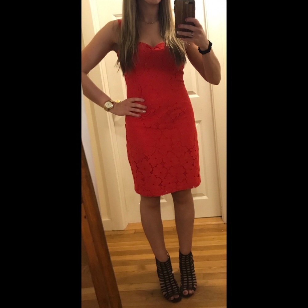 Karl Lagerfeld Paris Sleeveless Lace Floral Dress